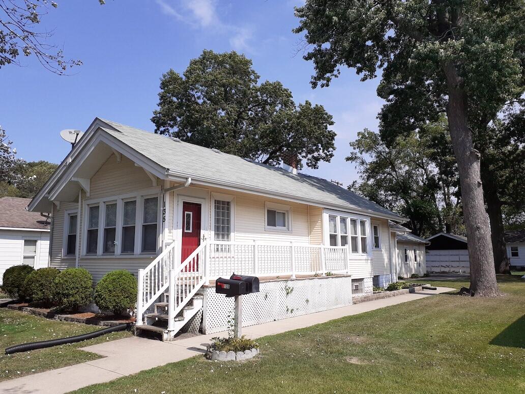 135 N Lindberg Street