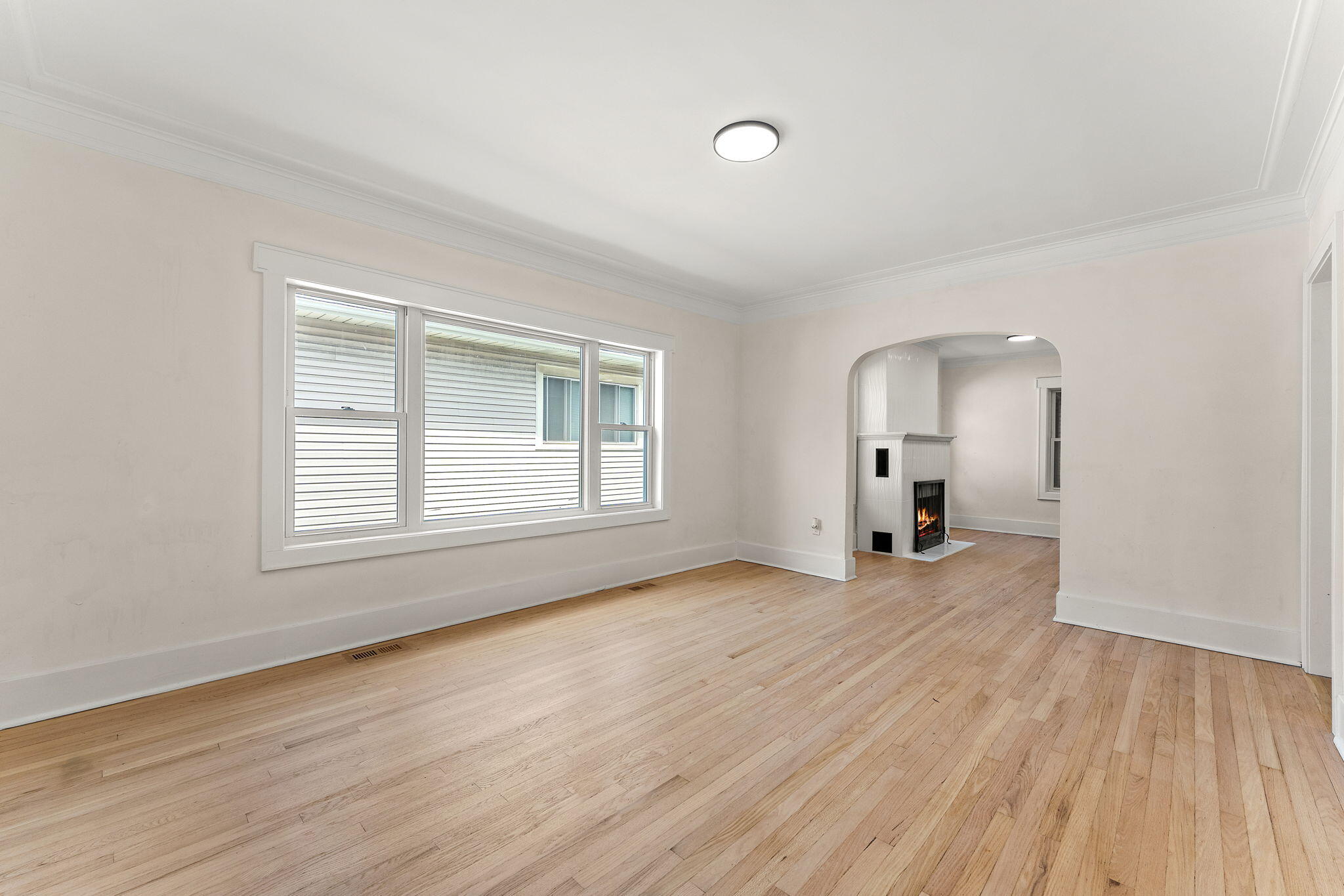 236 Dyer Boulevard
