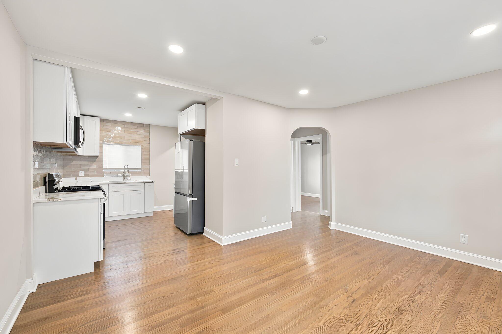 321 W 57th Avenue