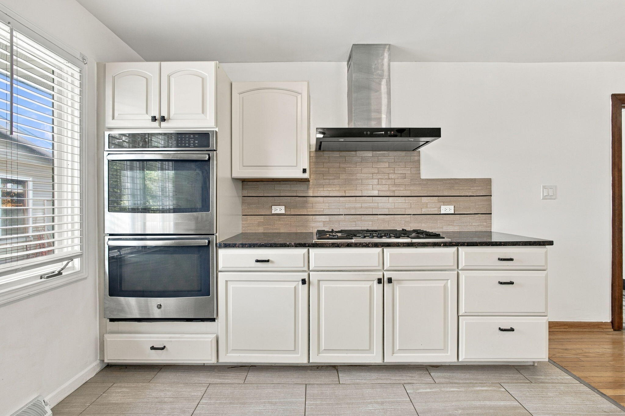 9502 Fran-lin Parkway