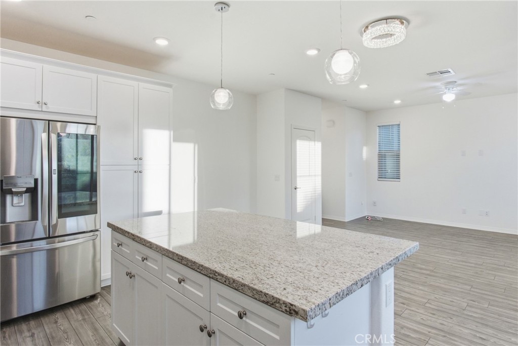 16715 Wyndham