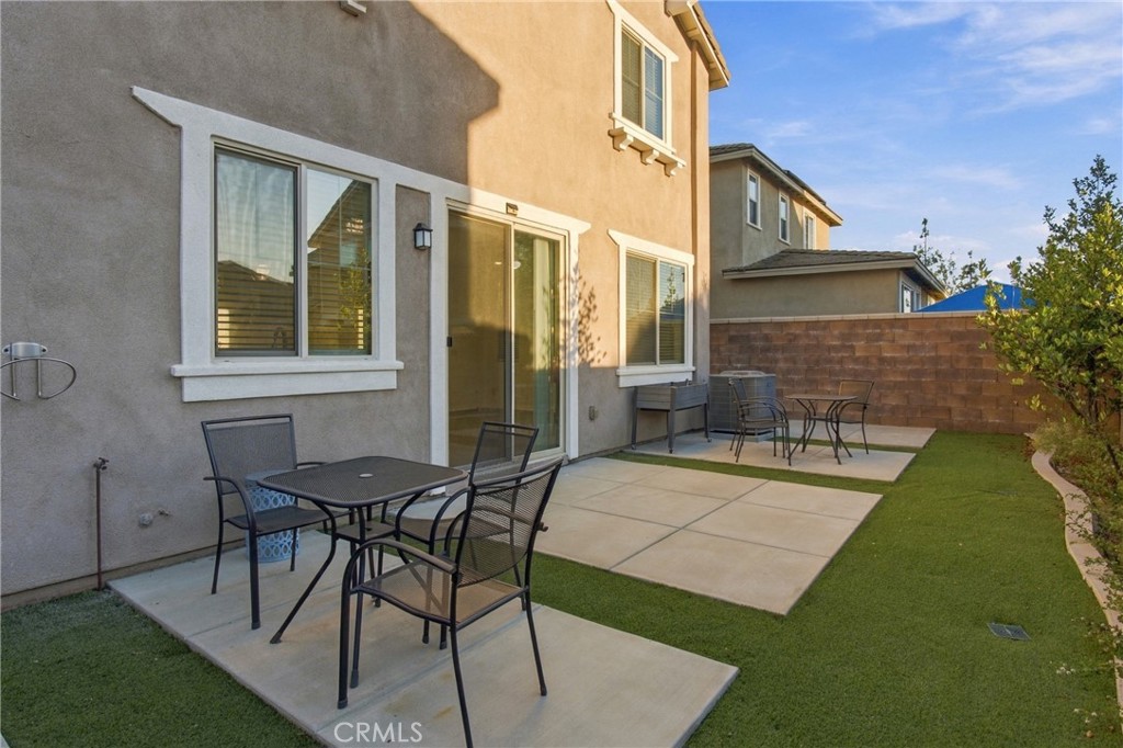 16715 Wyndham