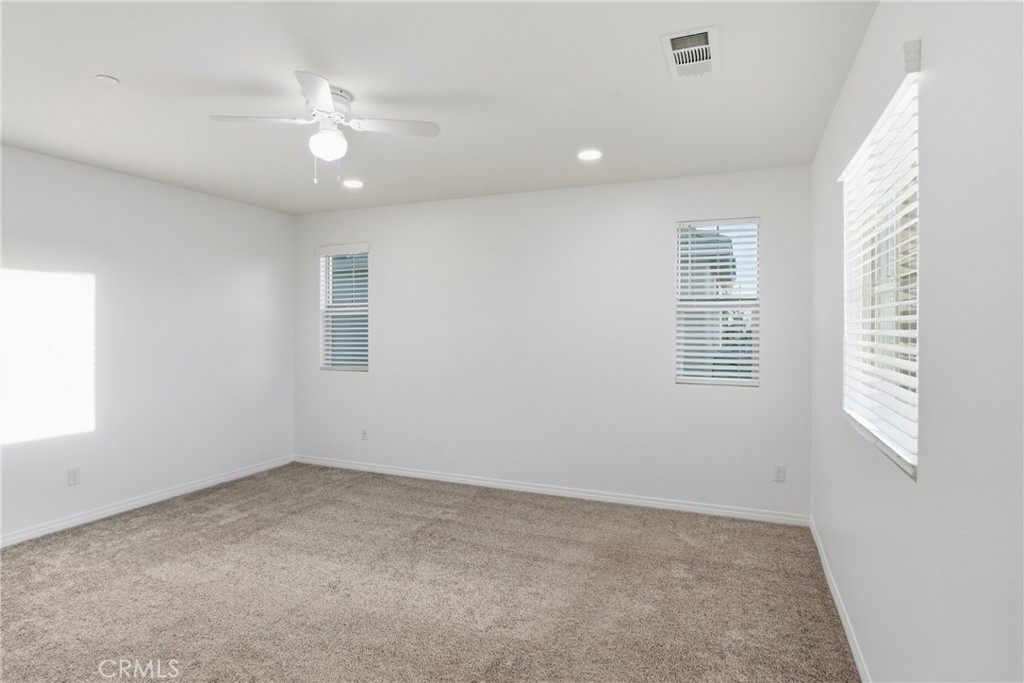 16715 Wyndham