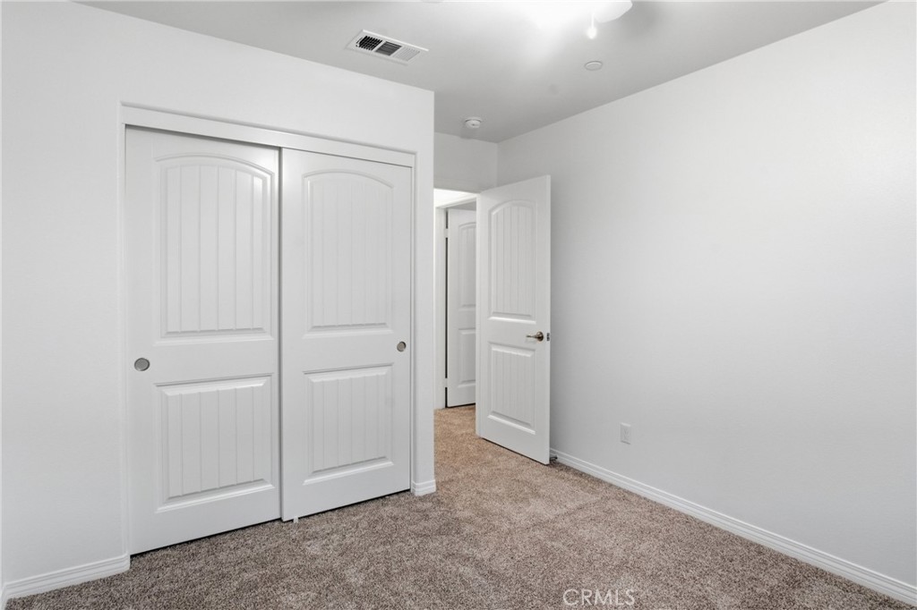 16715 Wyndham