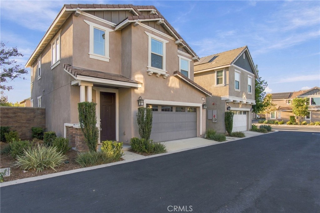 16715 Wyndham