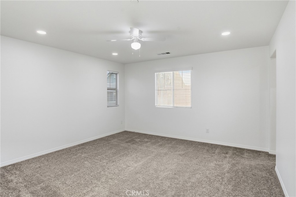 16715 Wyndham