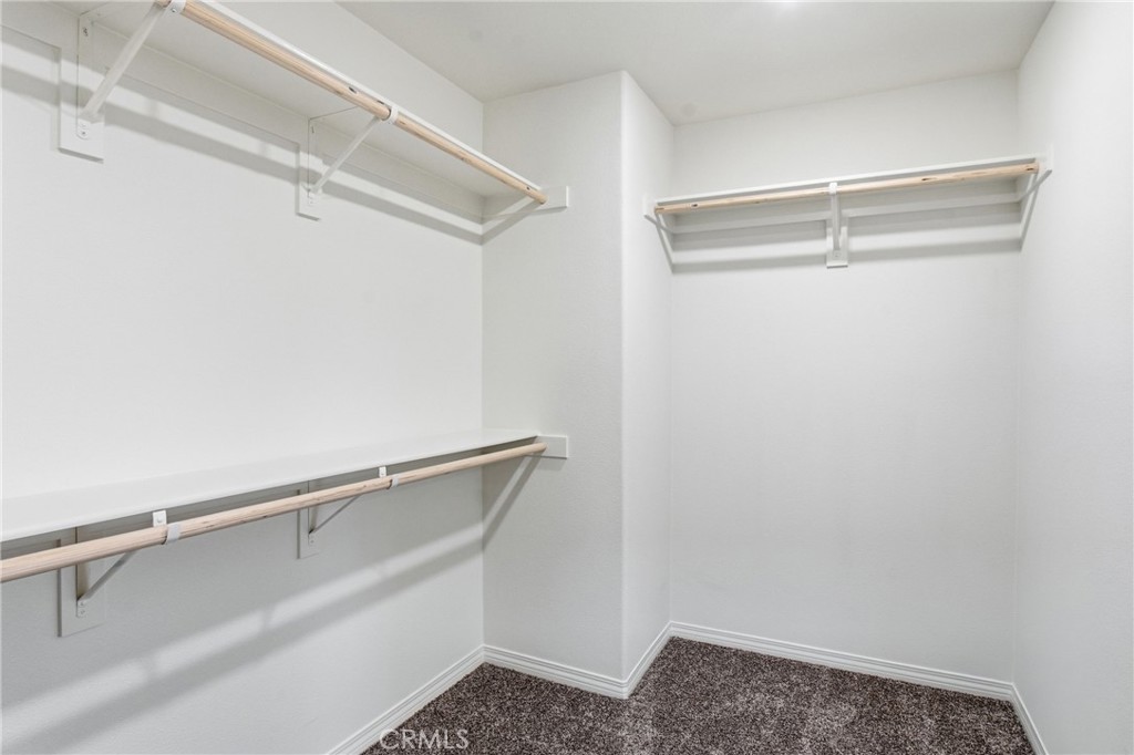 16715 Wyndham