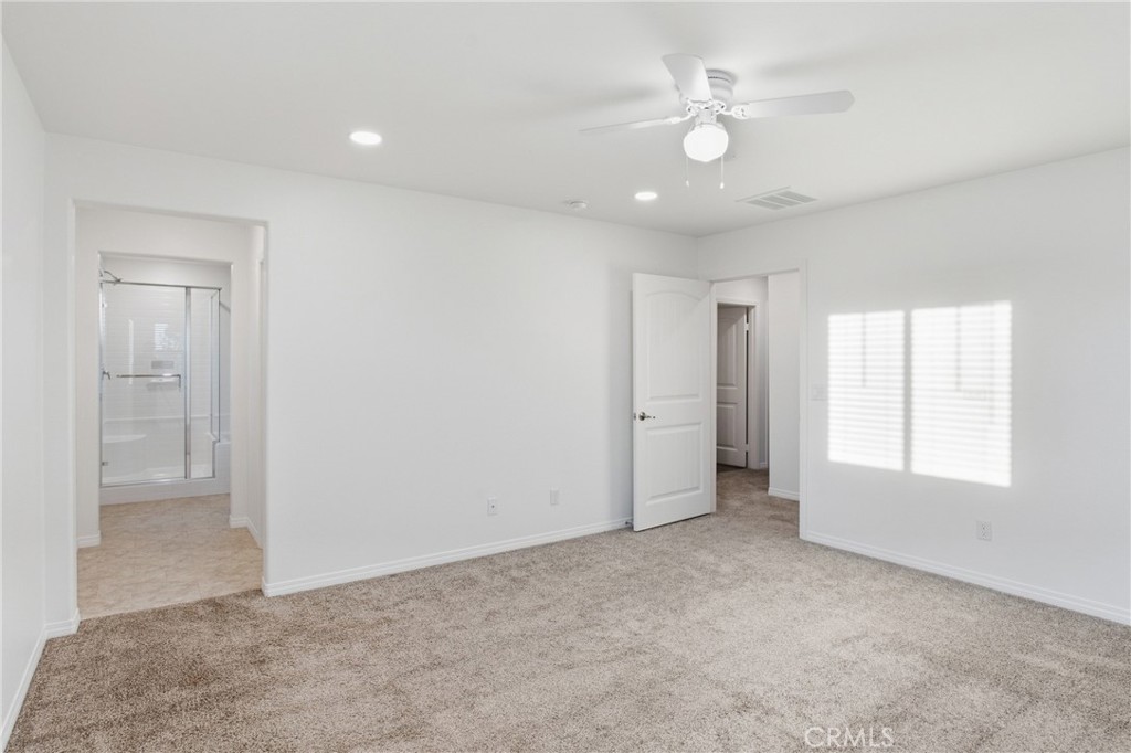 16715 Wyndham