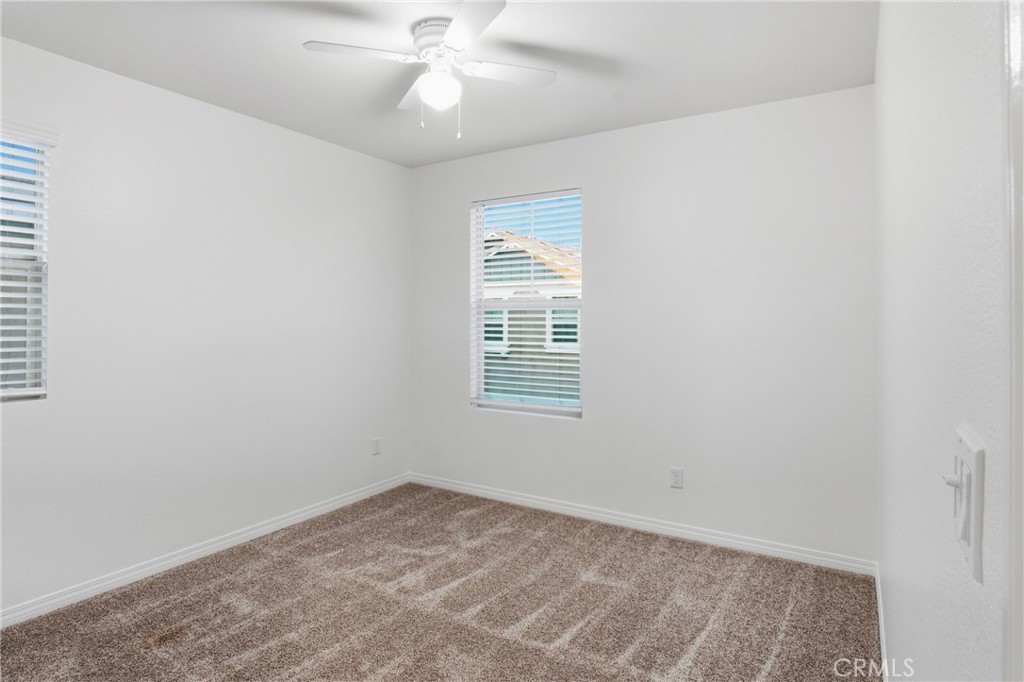 16715 Wyndham