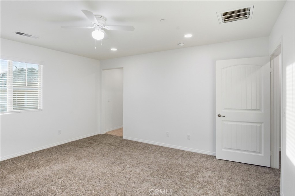 16715 Wyndham