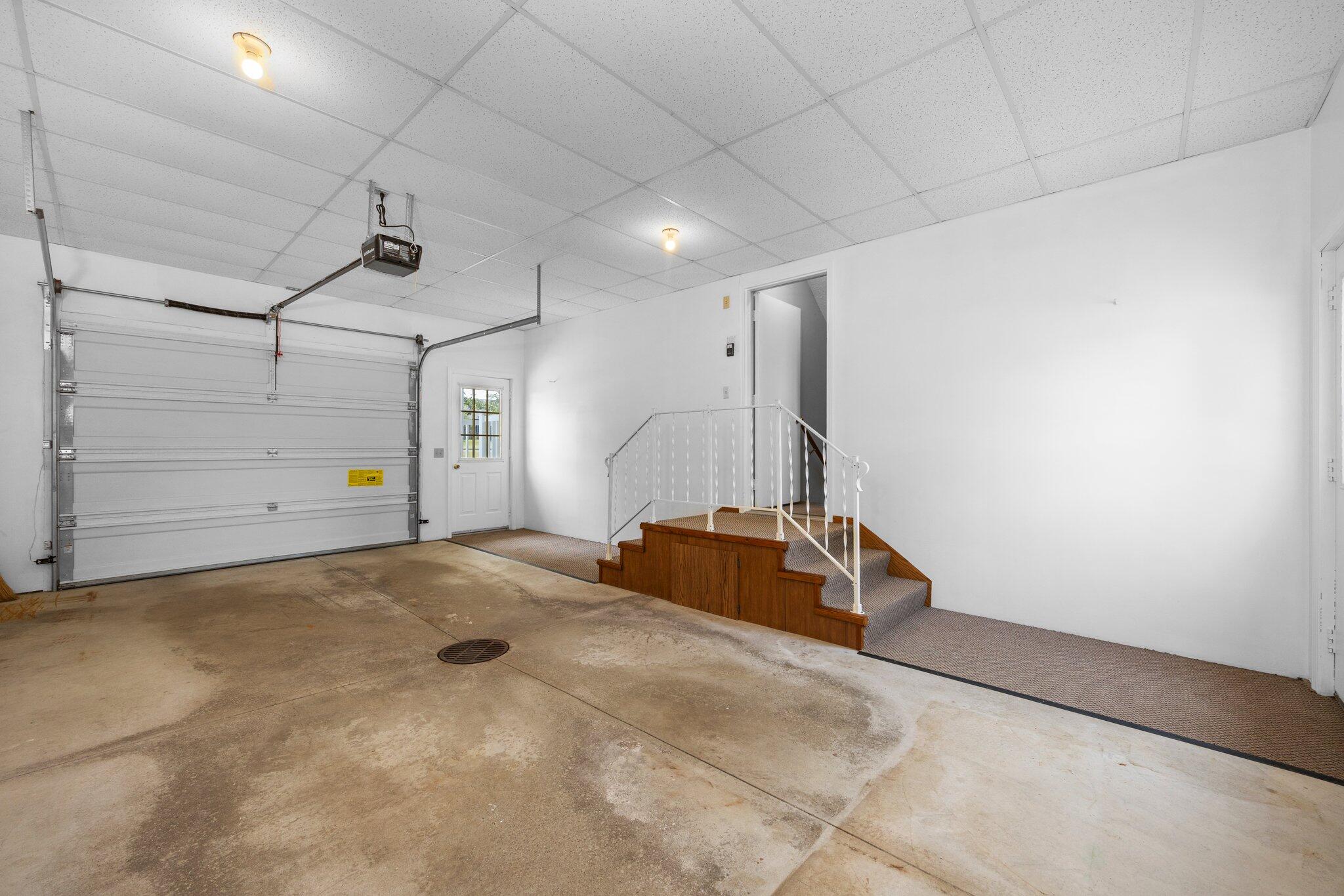 3290 Nina Road