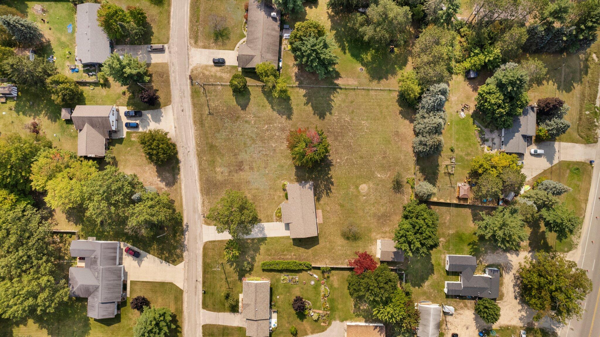 3290 Nina Road