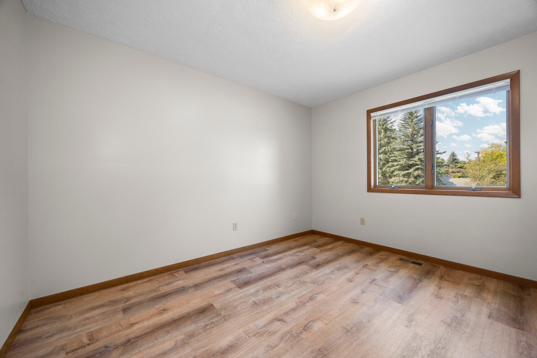 3290 Nina Road