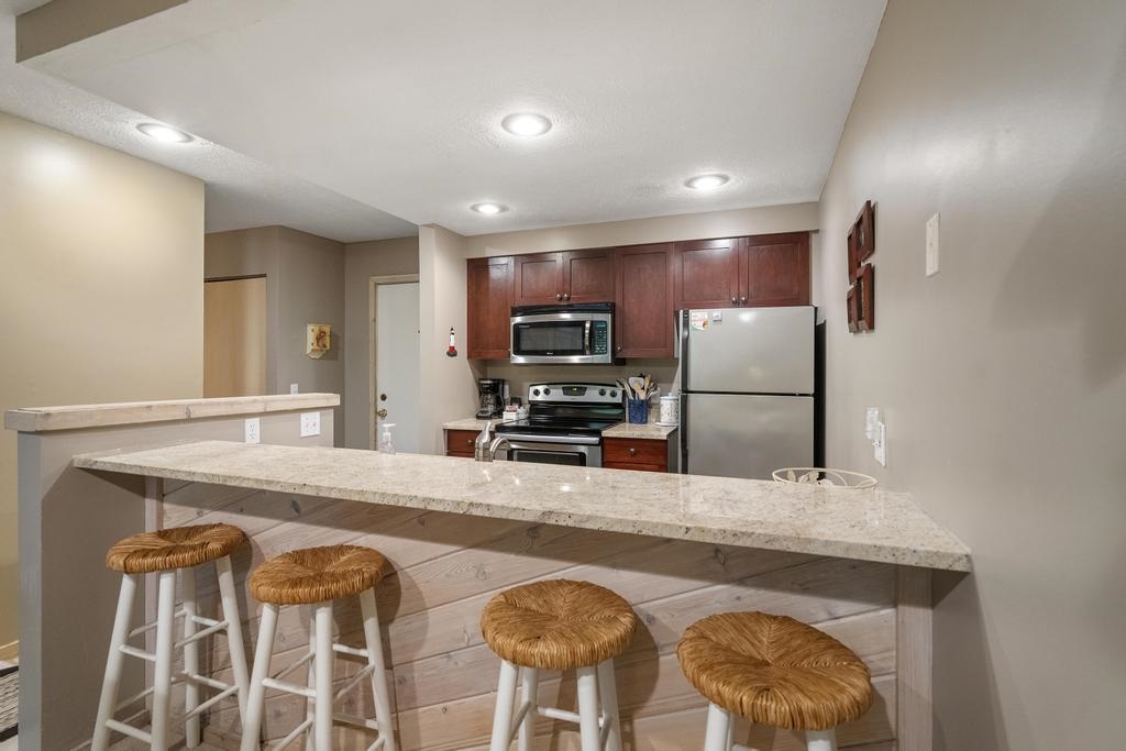 4749 S Pleasantview Road Unit: 141