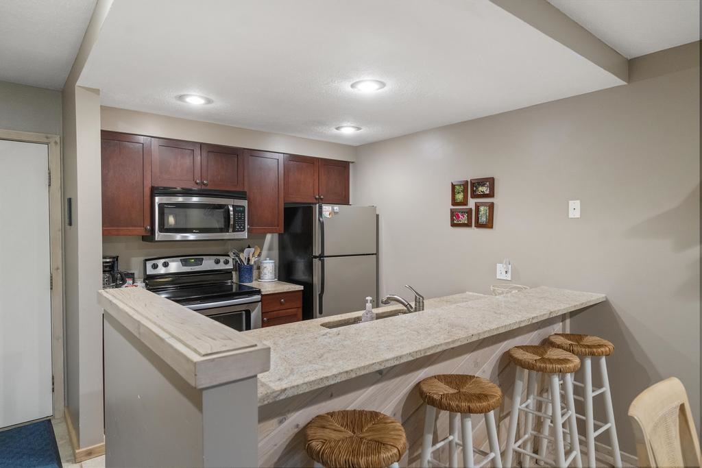 4749 S Pleasantview Road Unit: 141