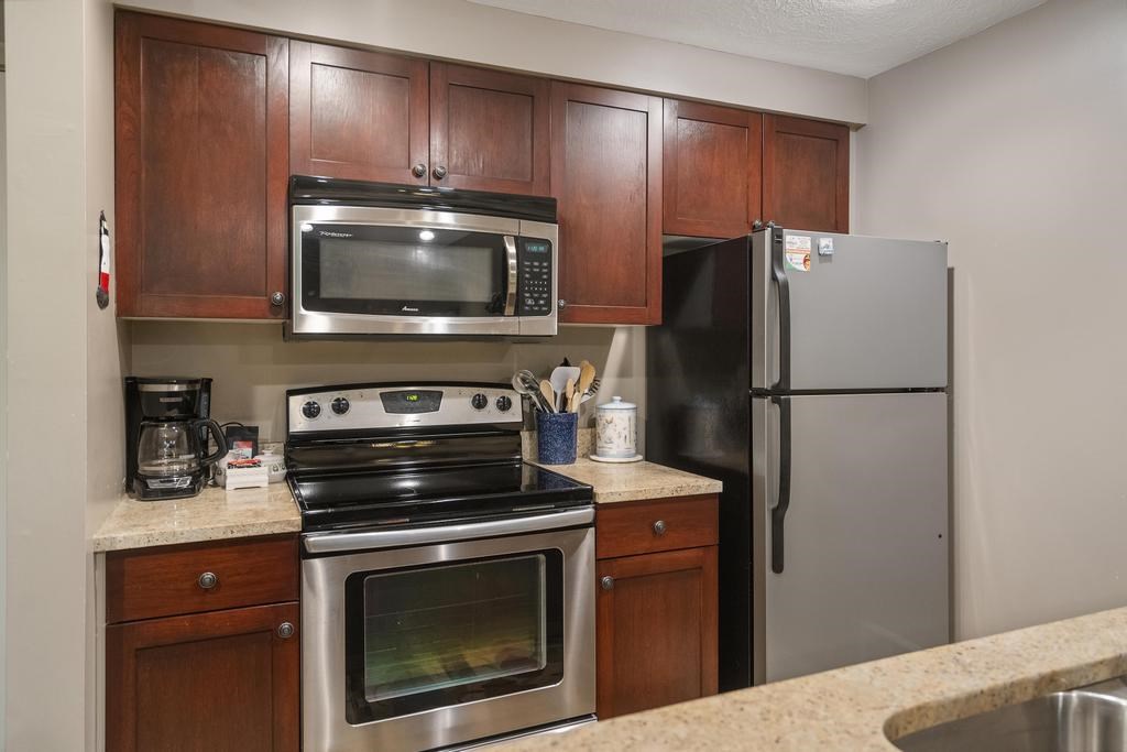 4749 S Pleasantview Road Unit: 141
