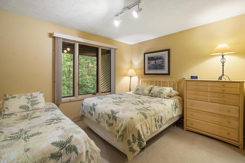 4749 S Pleasantview Road Unit: 141