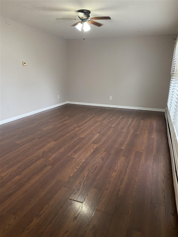 203 E Garfield