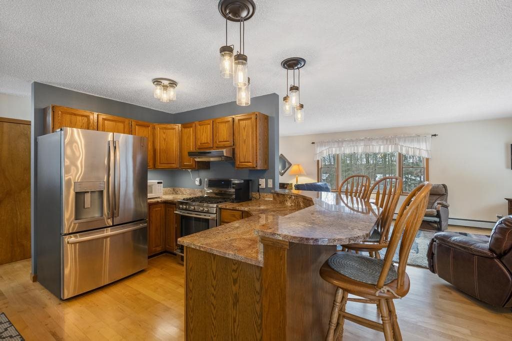 877 Woodview Drive