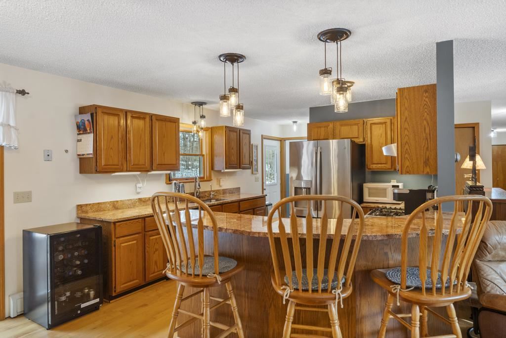 877 Woodview Drive