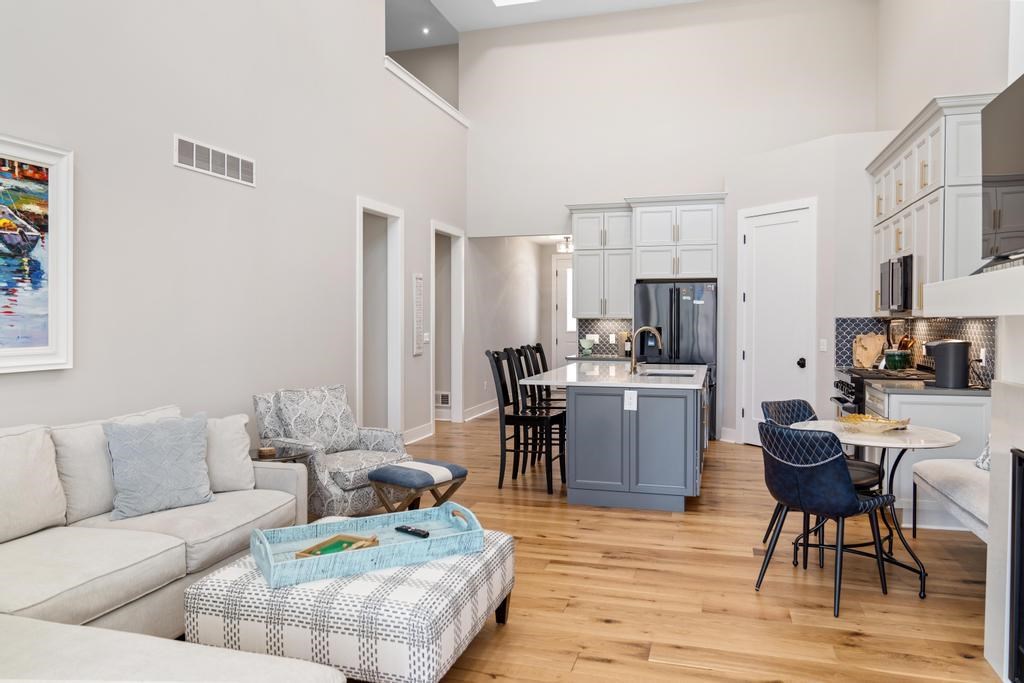 804 Fairways Drive Unit: 2