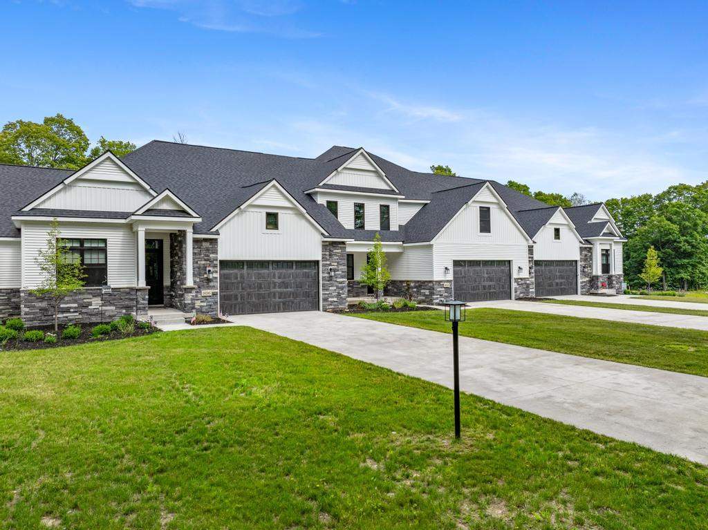 804 Fairways Drive Unit: 2