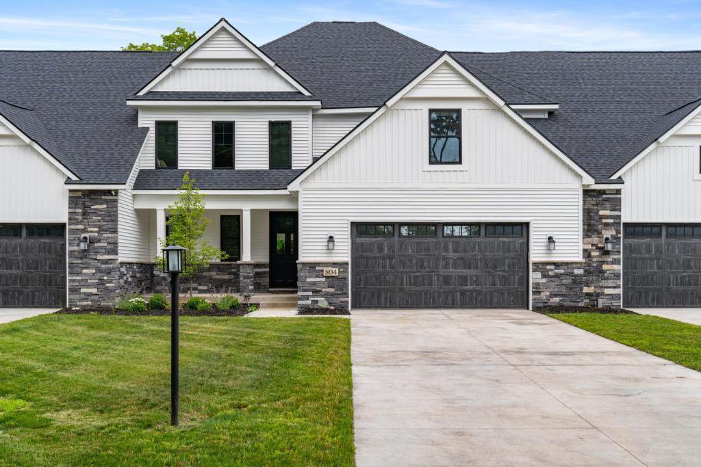 804 Fairways Drive Unit: 2