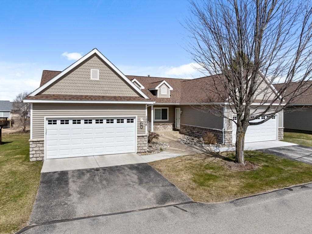 1502 Castle Drive Unit: 36