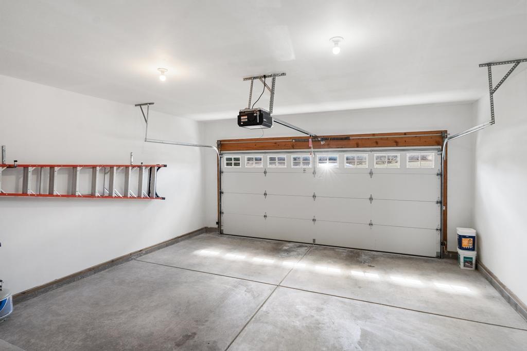 1502 Castle Drive Unit: 36