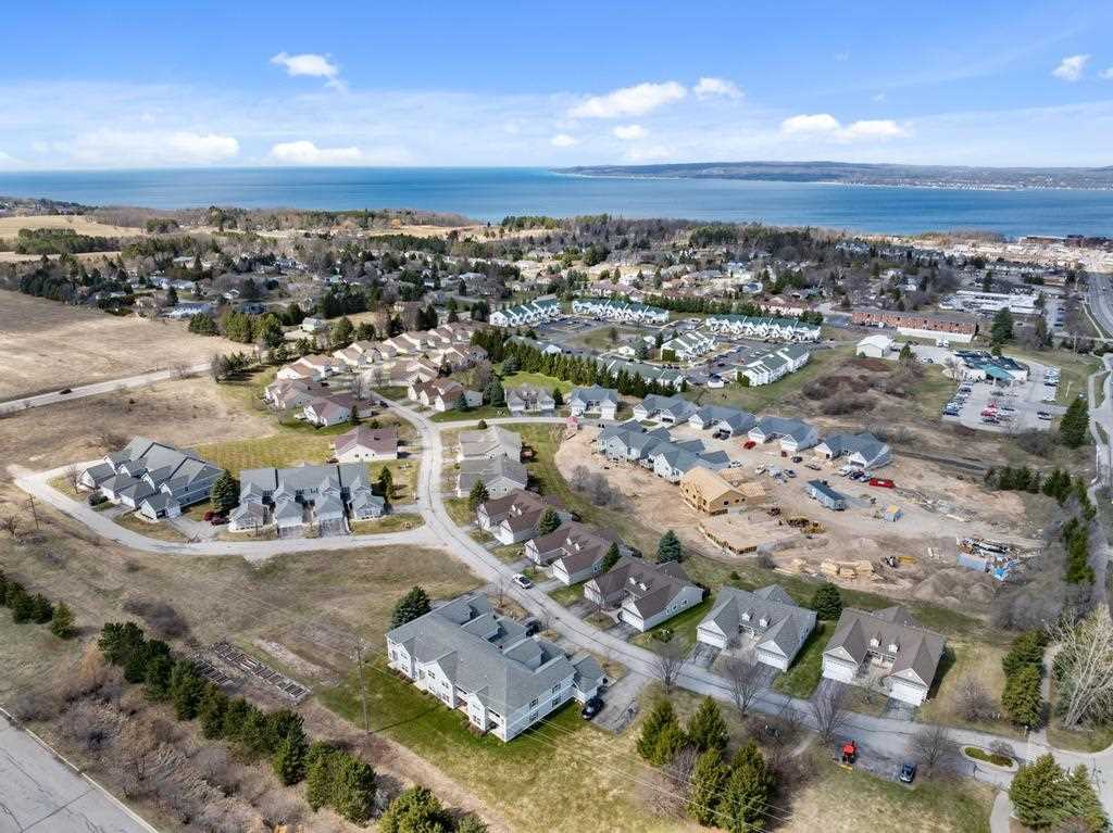 1502 Castle Drive Unit: 36