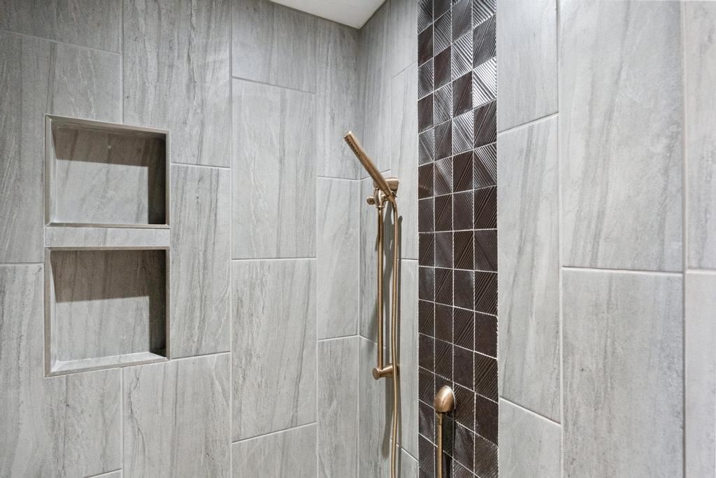 811 Fairways Drive Unit: 16