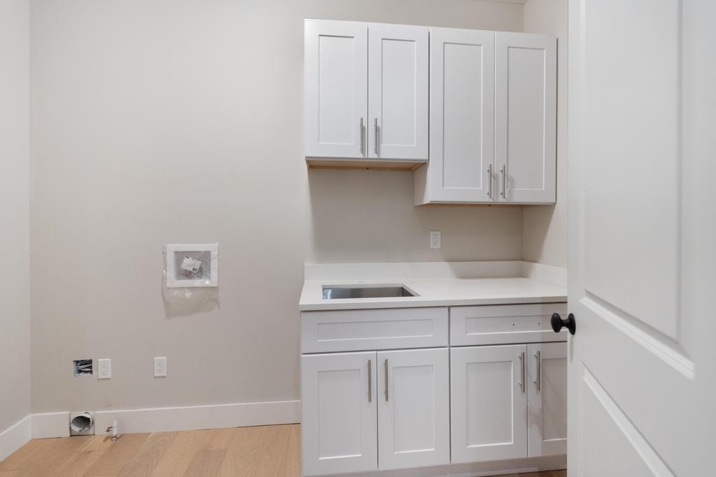 811 Fairways Drive Unit: 16