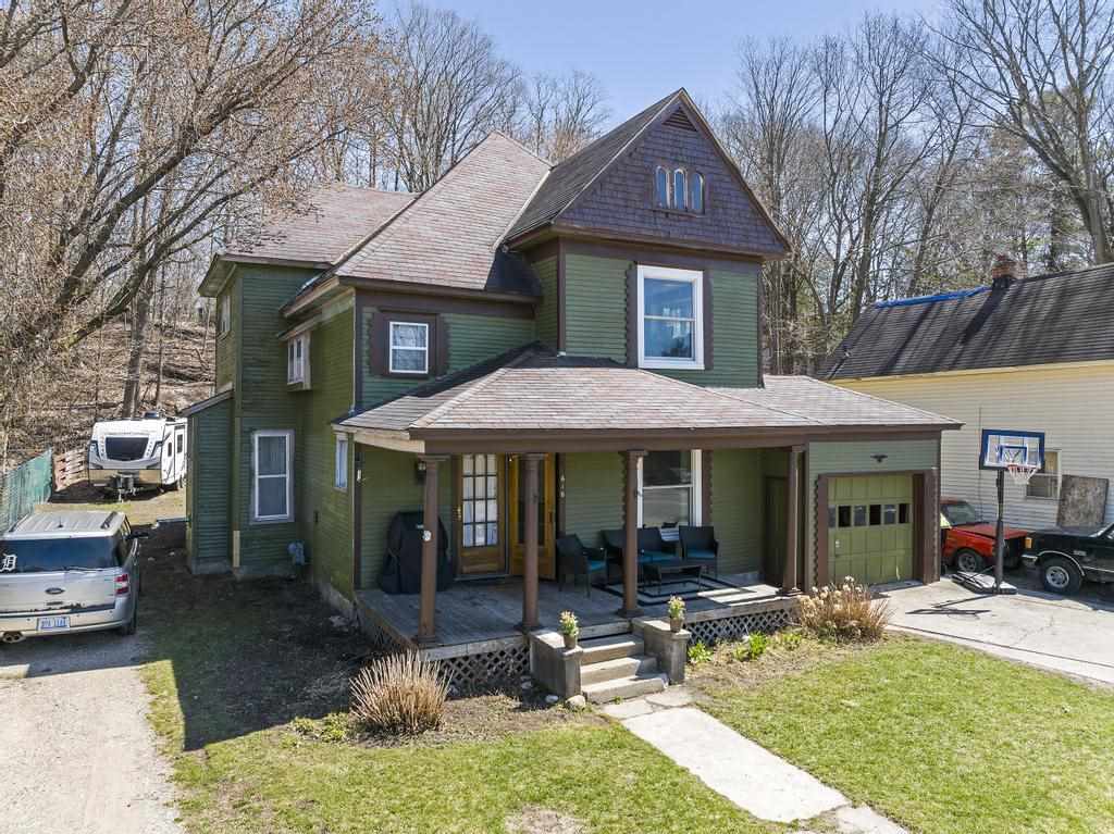 616 Main Street