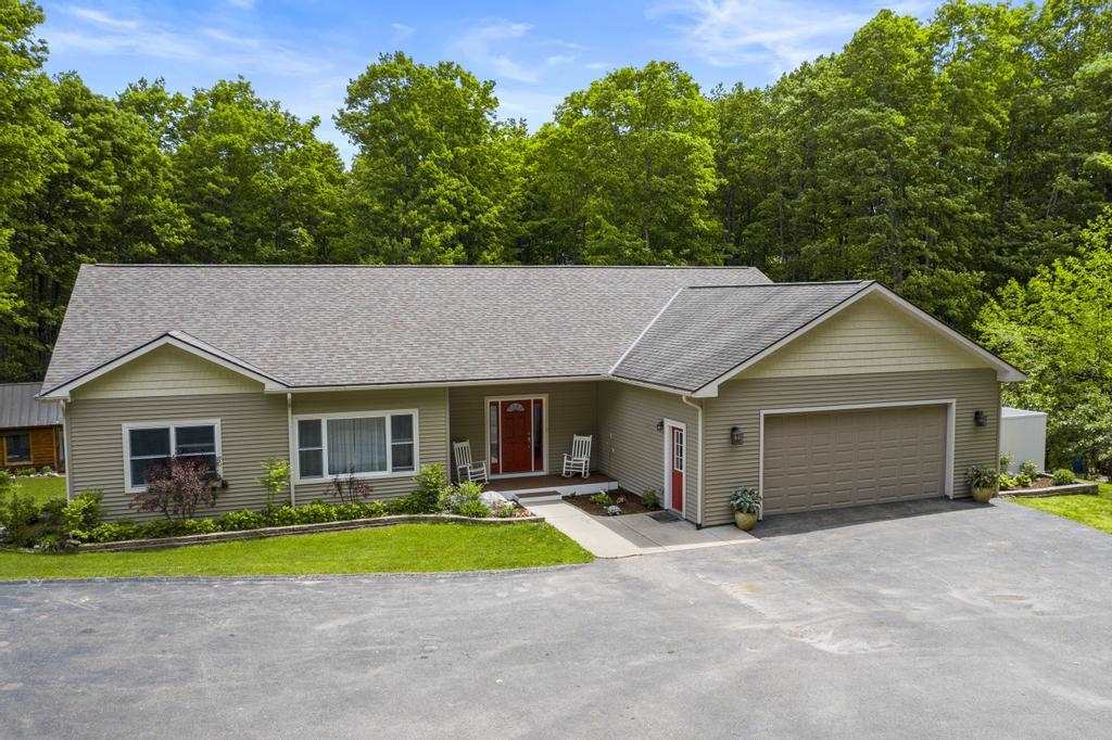 3395 Deere Drive