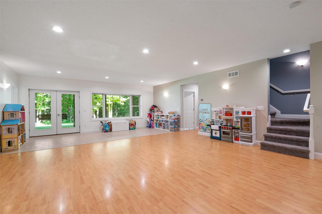 3395 Deere Drive