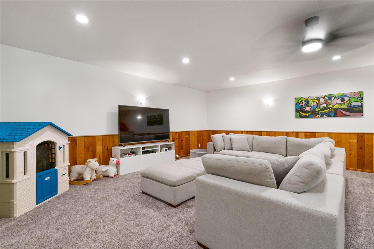 3395 Deere Drive