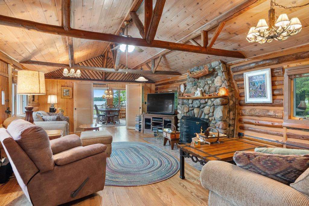 9669 Trails End Road