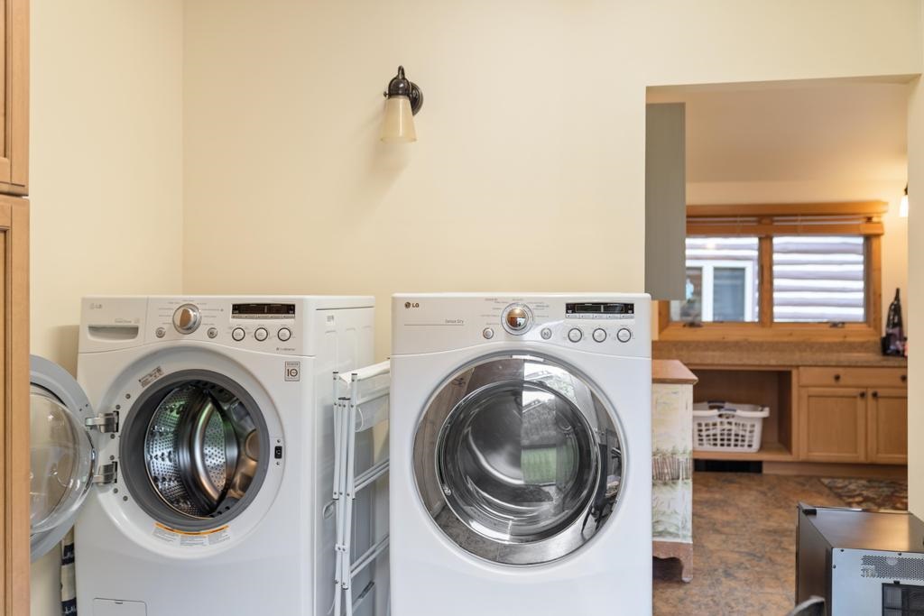 9669 Trails End Road