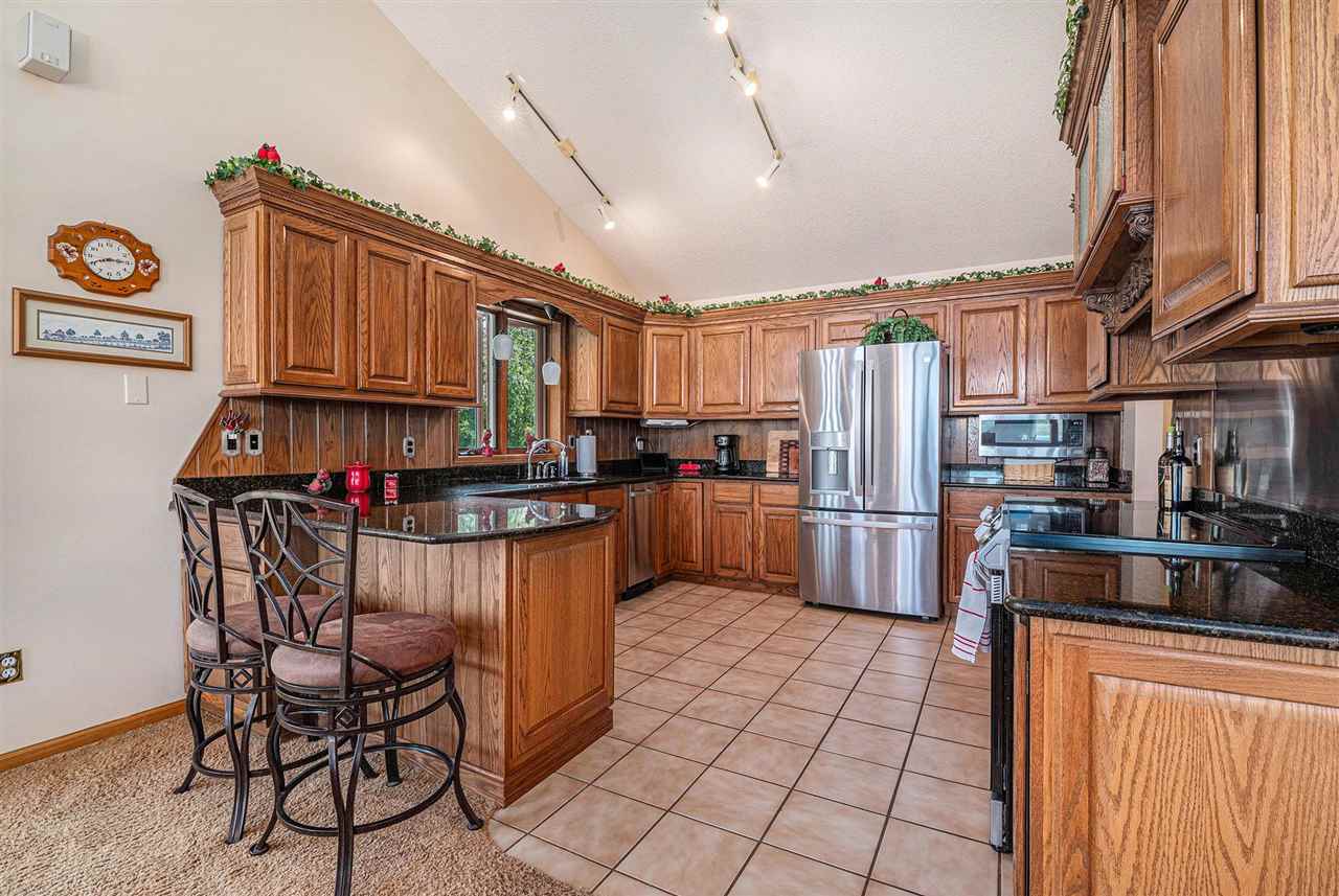 215 Lake Ridge Trail