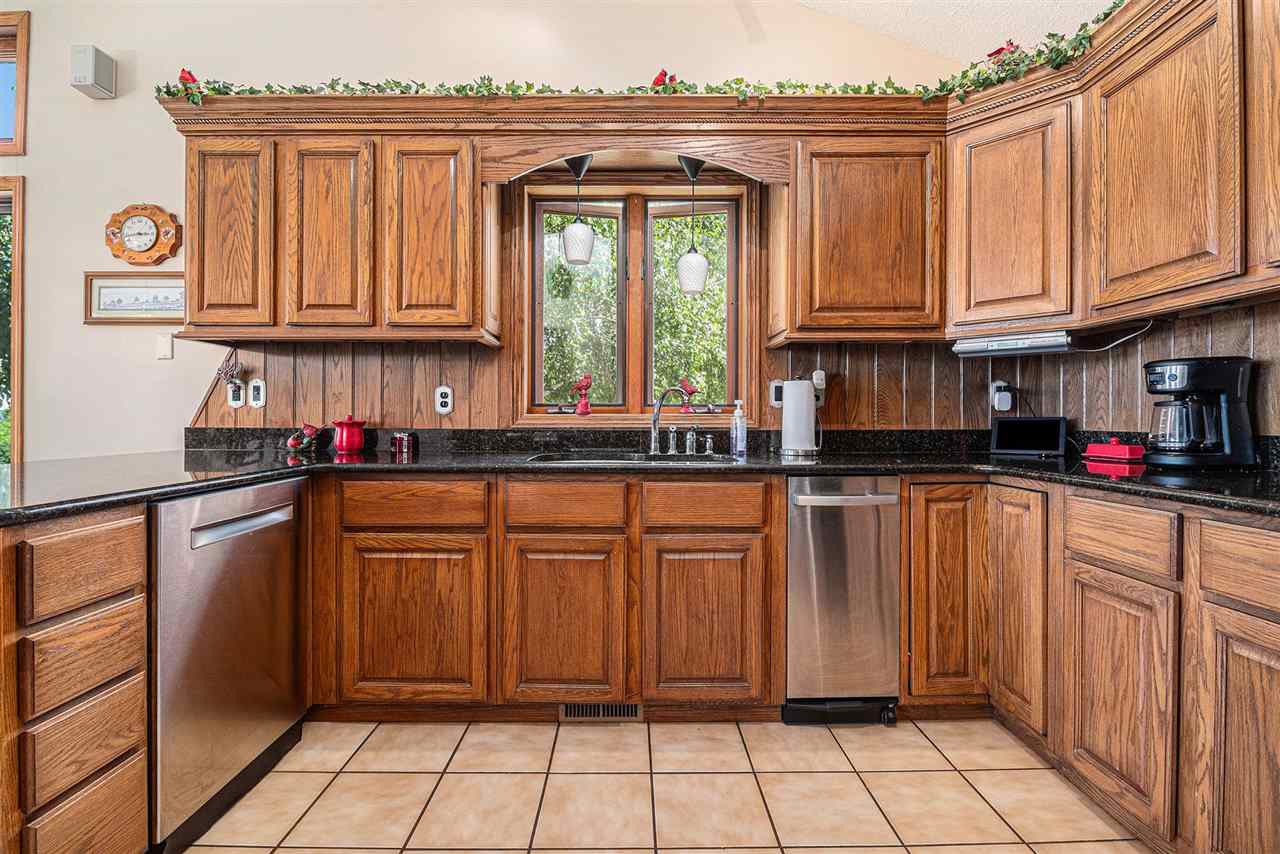 215 Lake Ridge Trail