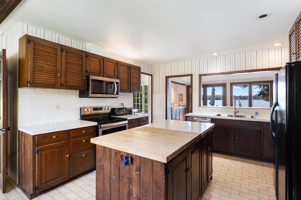 3061 Oden Island Road
