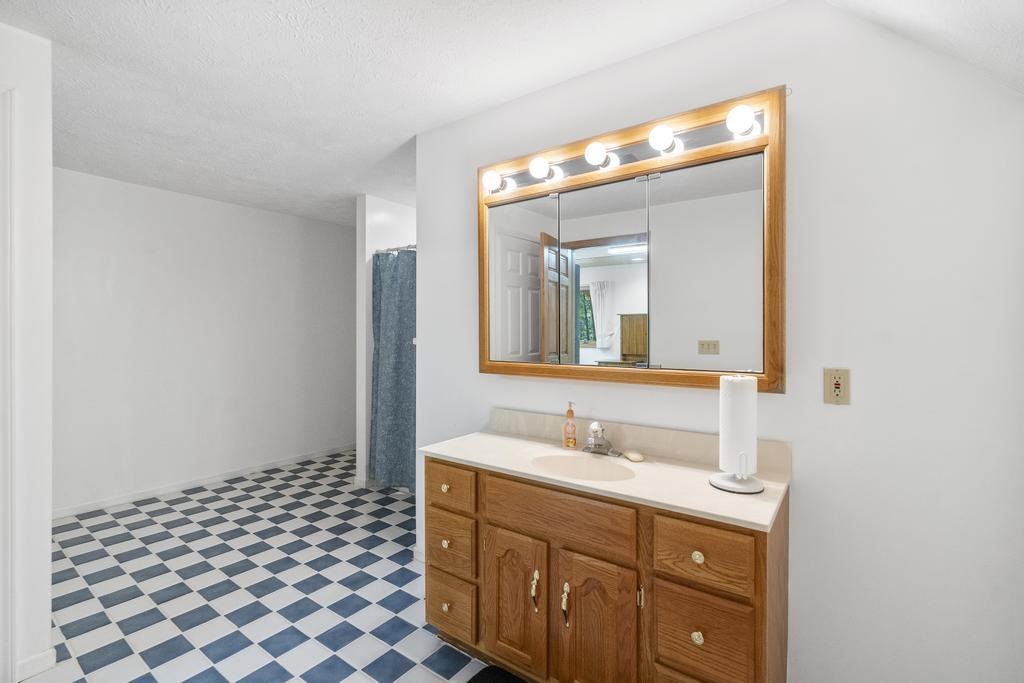 5940 Resort Pike