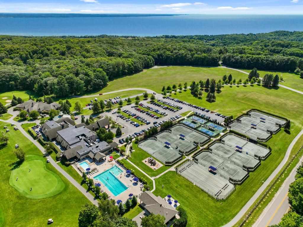 4380 Turfway Trail
