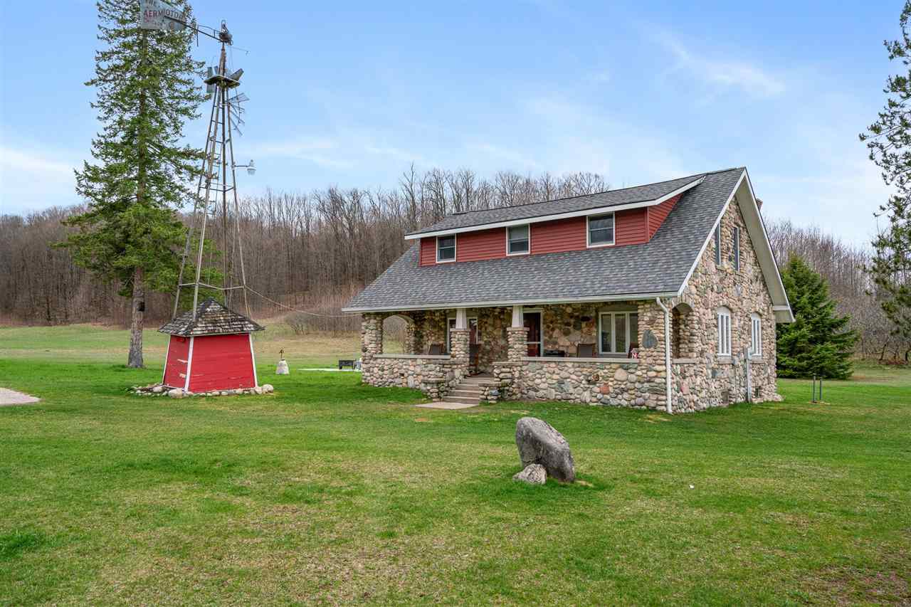 11220 Pickerel Lake Road