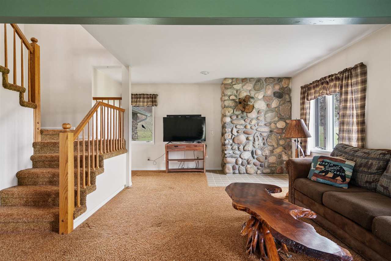 11220 Pickerel Lake Road