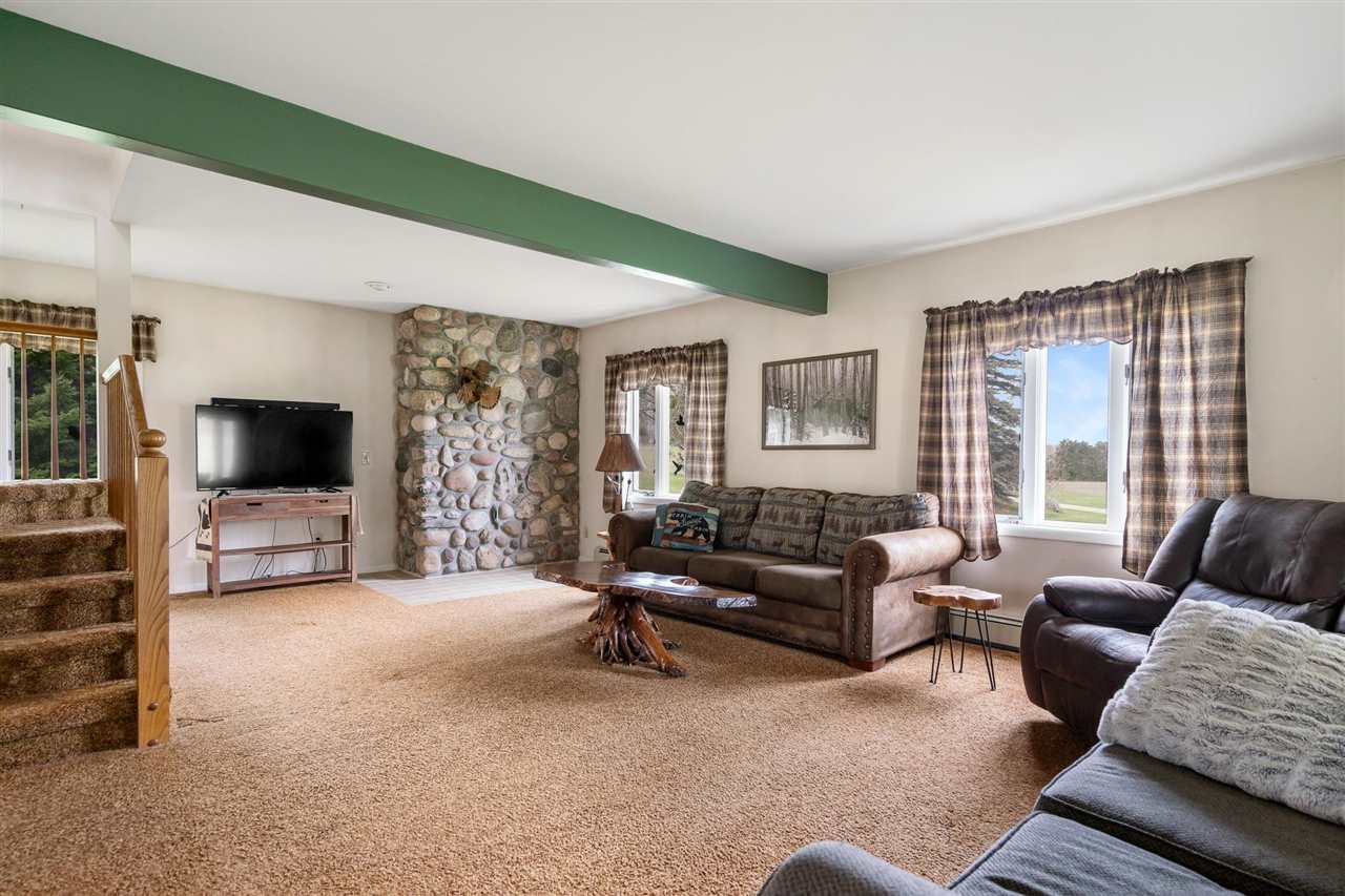 11220 Pickerel Lake Road