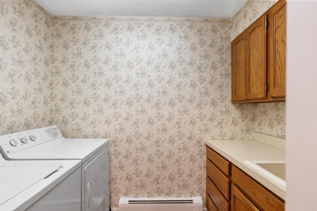 534 Elizabeth Street Unit: 3