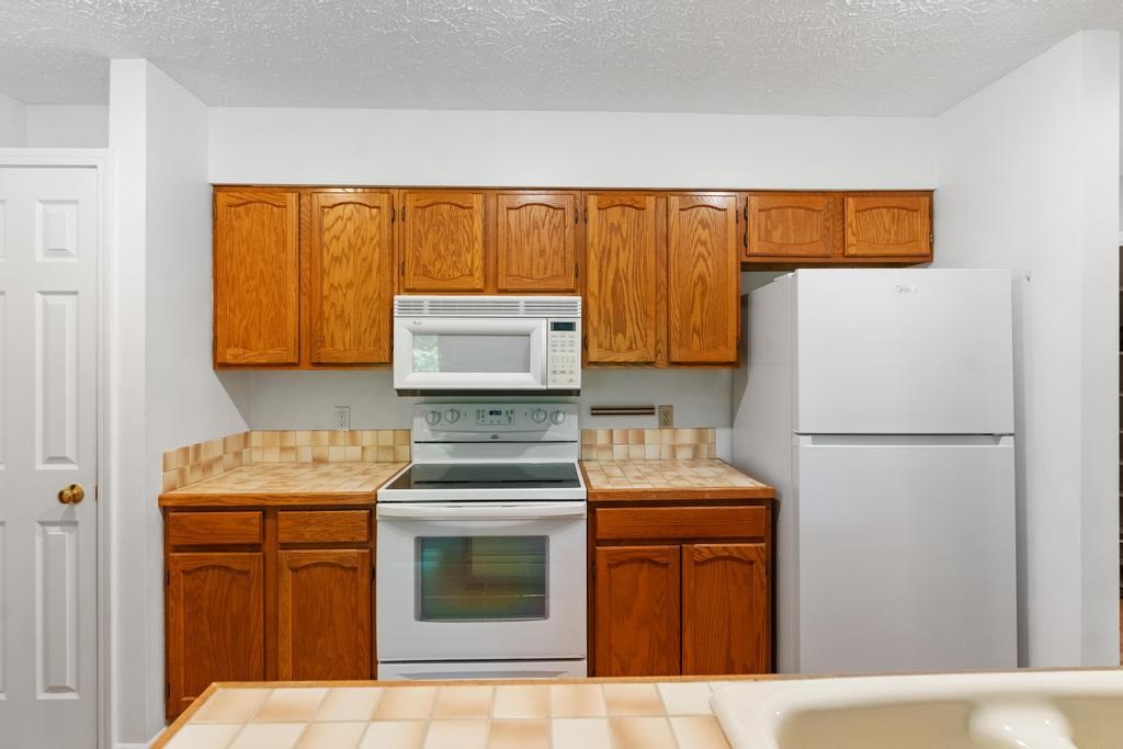 534 Elizabeth Street Unit: 3