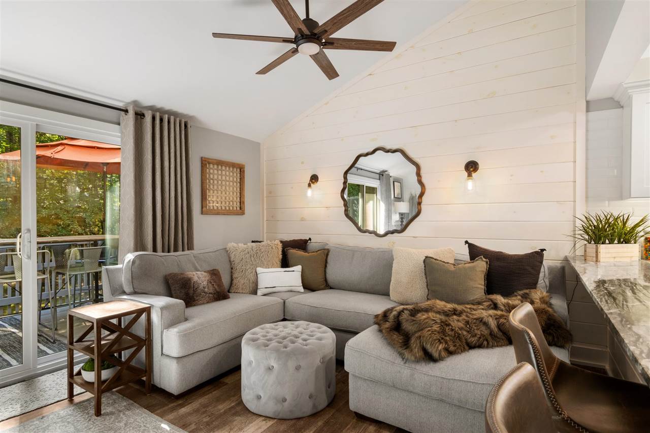 2500 Josef Strasse Unit: 450