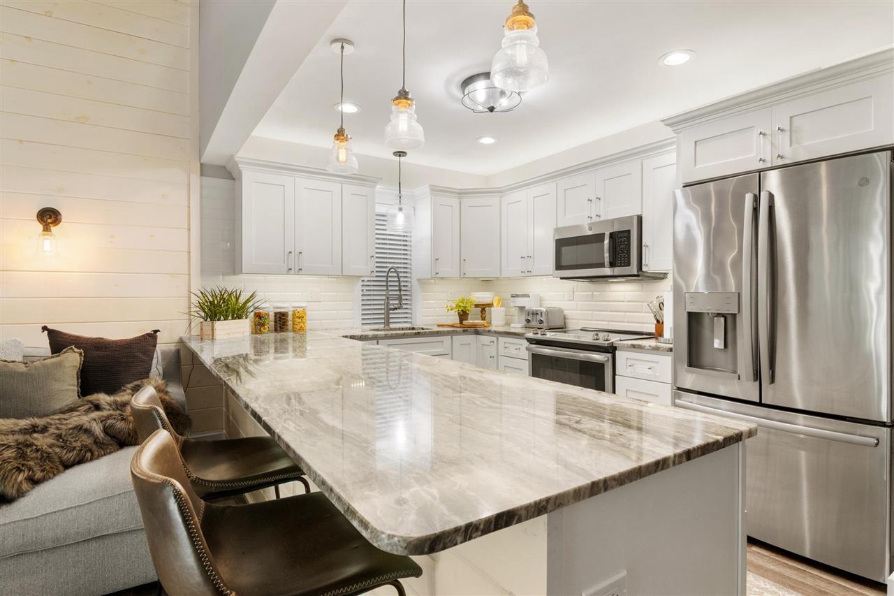 2500 Josef Strasse Unit: 450